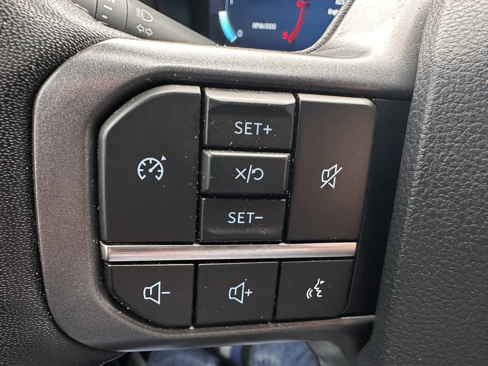 2024 Ford Super Duty 5th Gen - Image 22 of 31