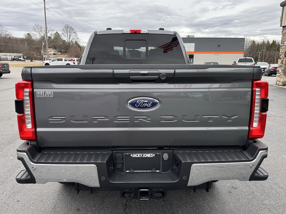 2024 Ford Super Duty 5th Gen - Image 7 of 31