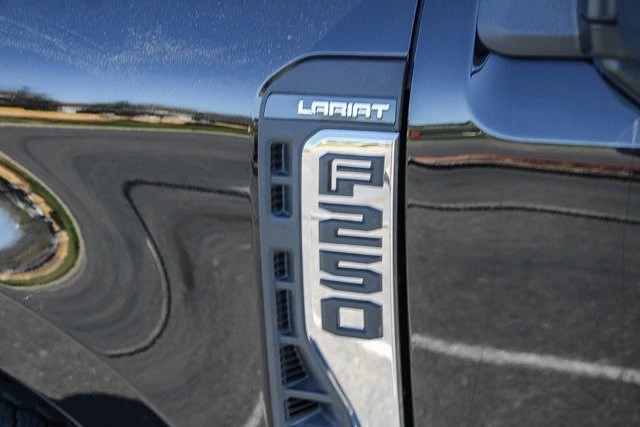 2024 Ford Super Duty 5th Gen - Image 24 of 31