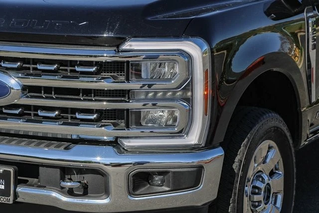 2024 Ford Super Duty 5th Gen - Image 7 of 31