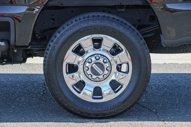 2024 Ford Super Duty 5th Gen - Image 9 of 31