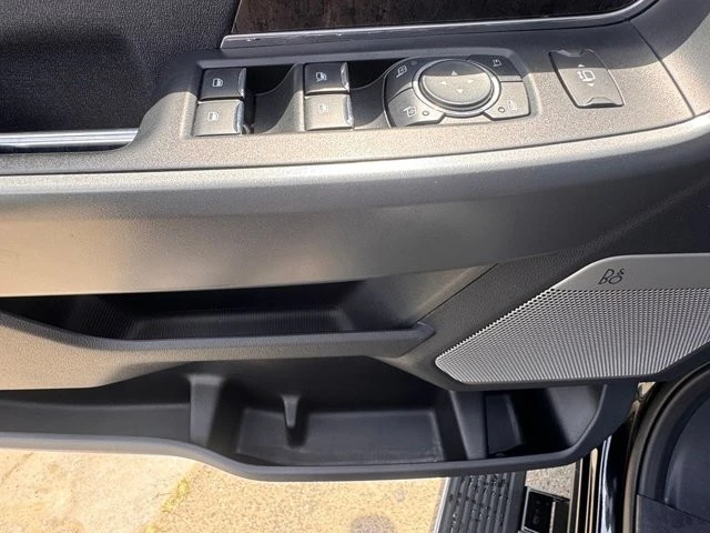 2024 Ford Super Duty 5th Gen - Image 16 of 31