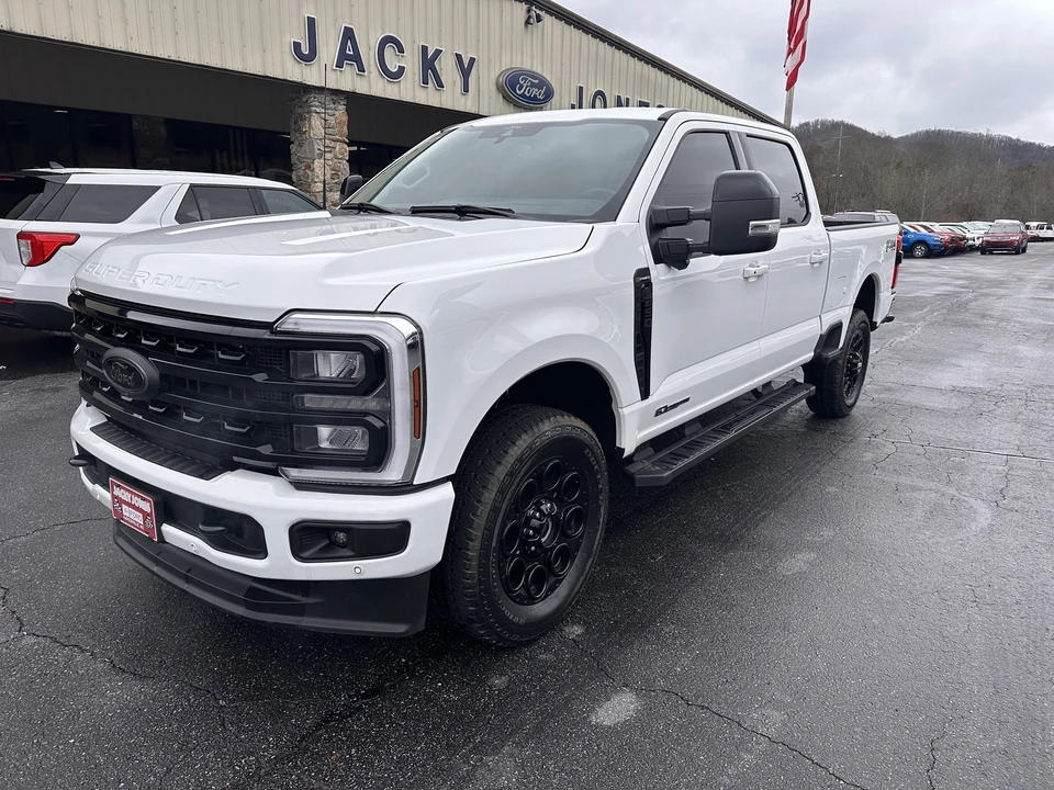 2024 Ford Super Duty 5th Gen - Image 2 of 12