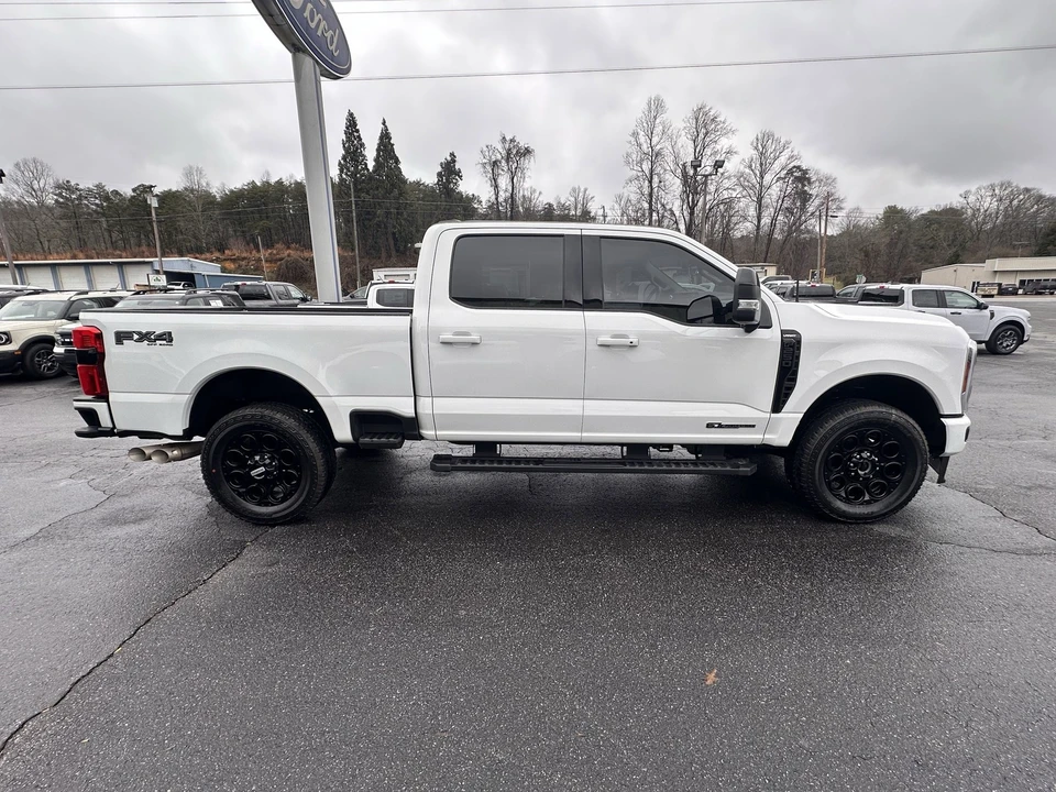 2024 Ford Super Duty 5th Gen - Image 5 of 12