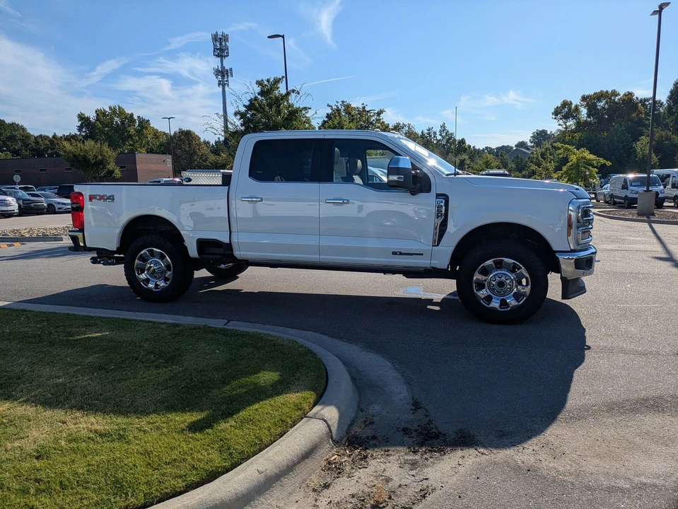 2024 Ford Super Duty 5th Gen - Image 3 of 12