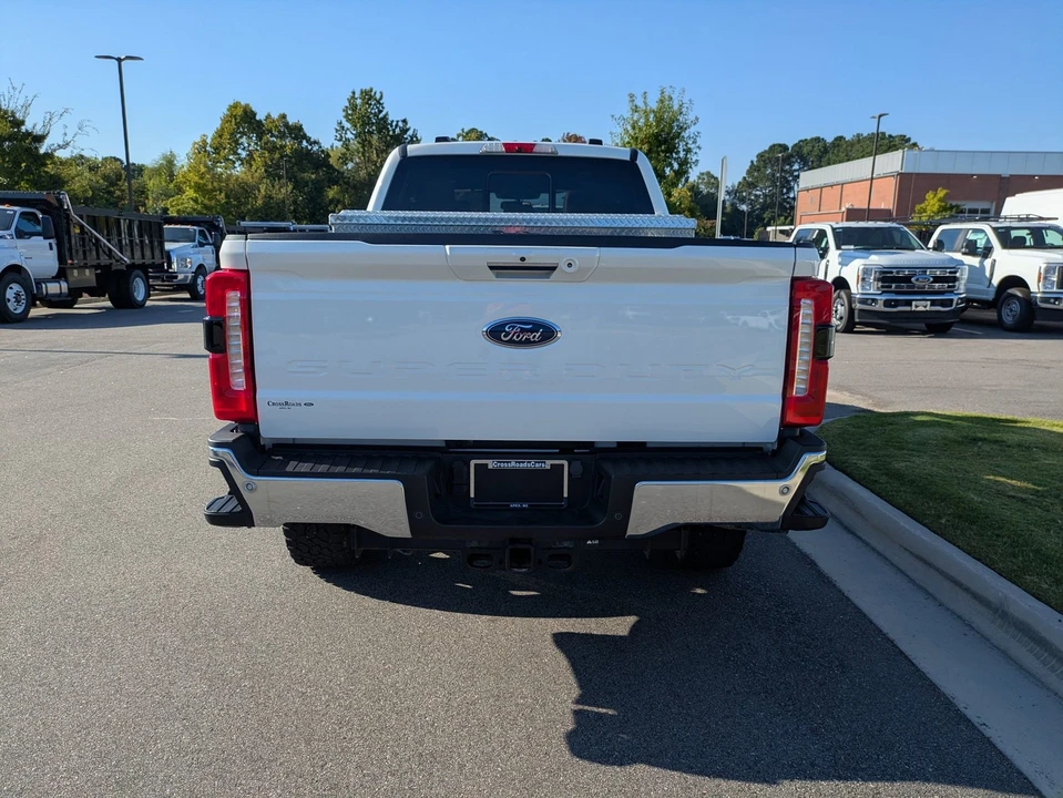 2024 Ford Super Duty 5th Gen - Image 5 of 12