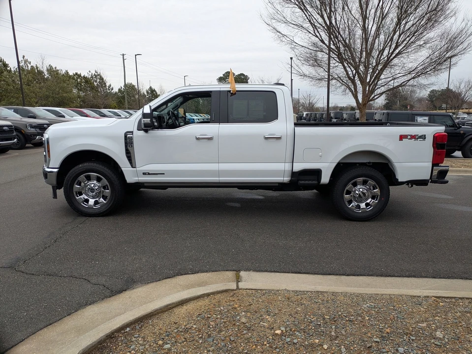 2024 Ford Super Duty 5th Gen - Image 7 of 12