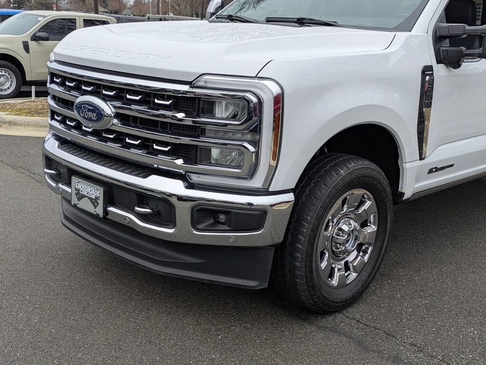 2024 Ford Super Duty 5th Gen - Image 10 of 12