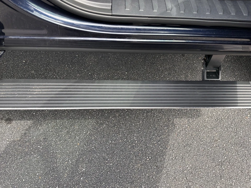 2024 Ford Super Duty 5th Gen - Image 17 of 31