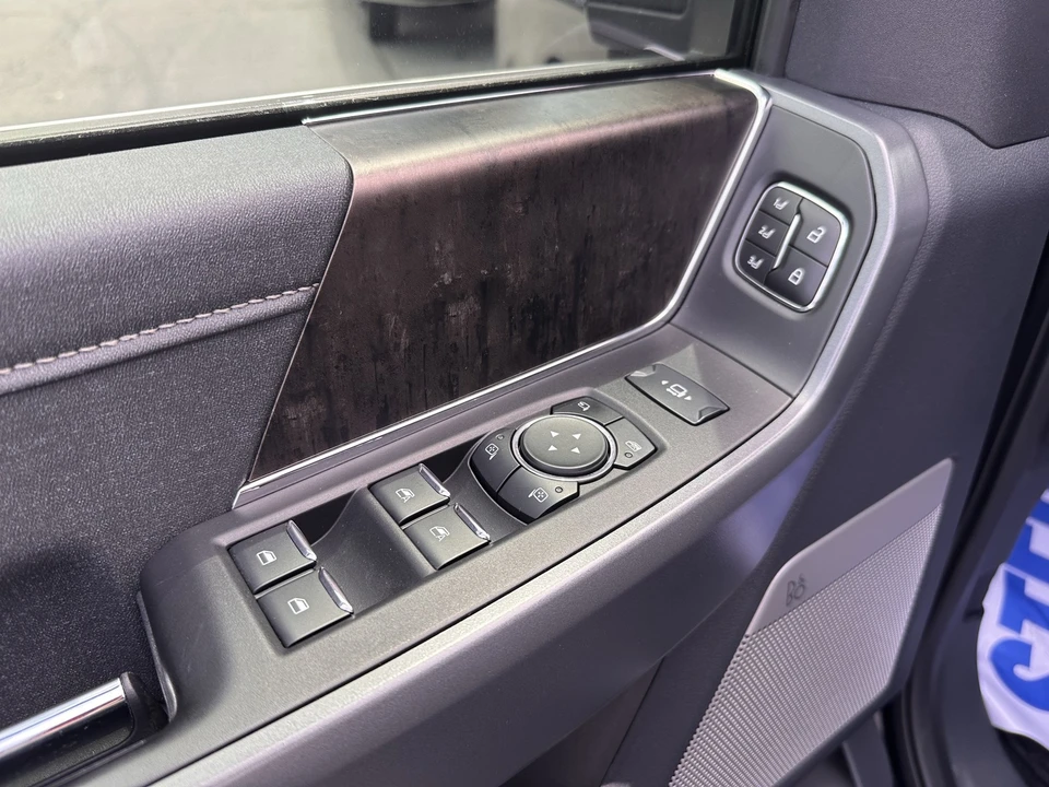 2024 Ford Super Duty 5th Gen - Image 20 of 31