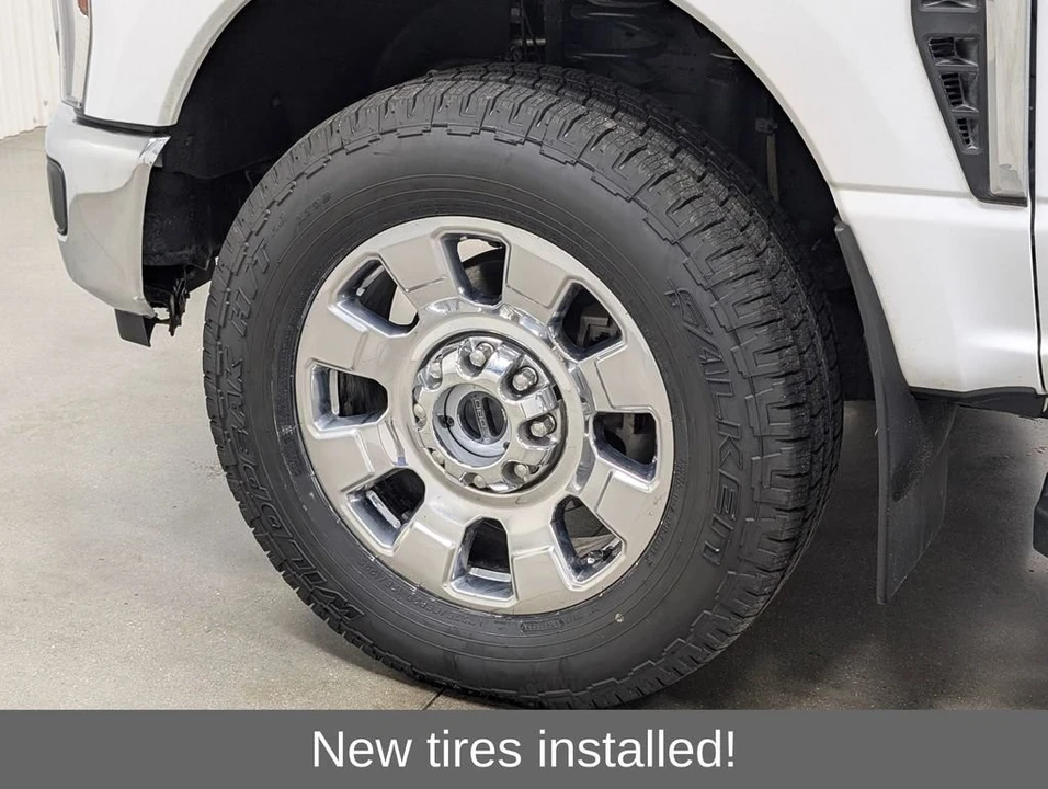 2024 Ford Super Duty 5th Gen - Image 2 of 31