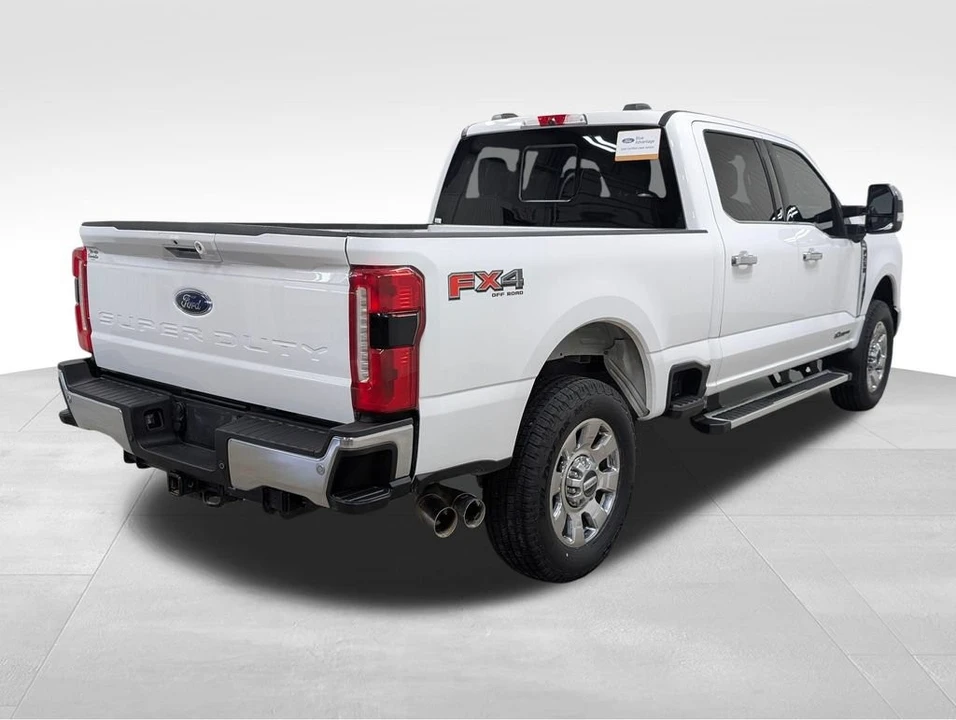 2024 Ford Super Duty 5th Gen - Image 26 of 31
