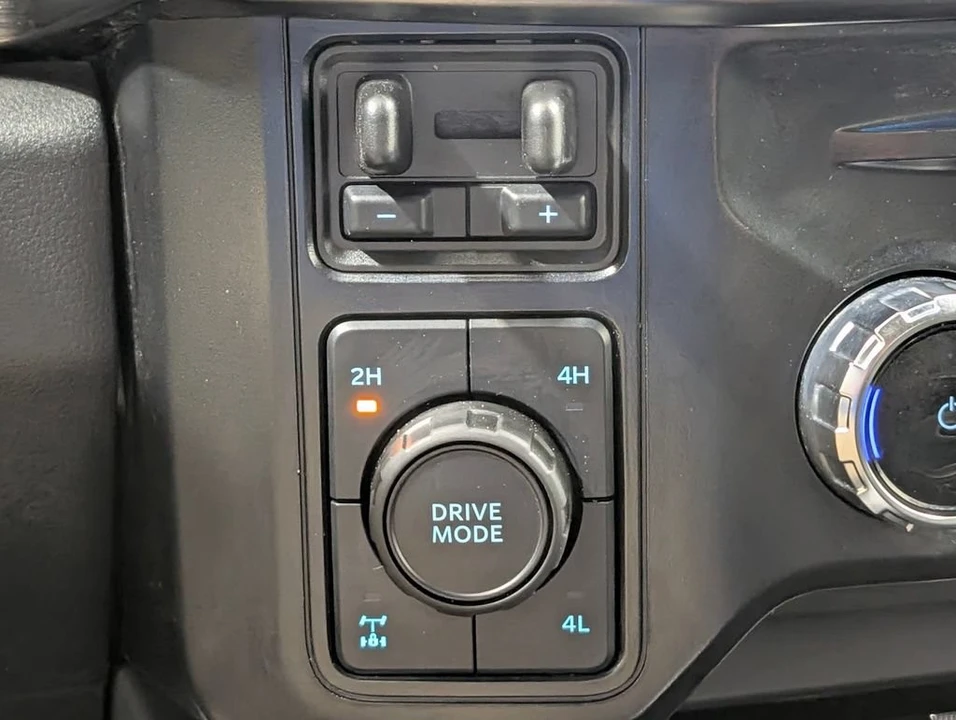 2024 Ford Super Duty 5th Gen - Image 7 of 31