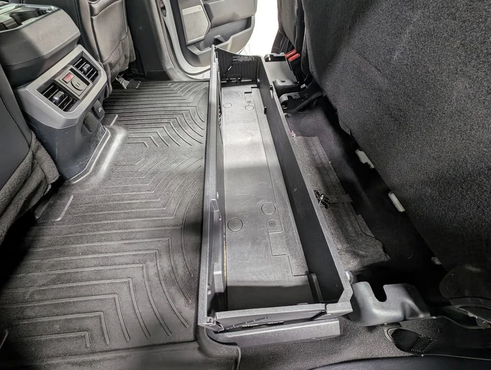 2024 Ford Super Duty 5th Gen - Image 22 of 31