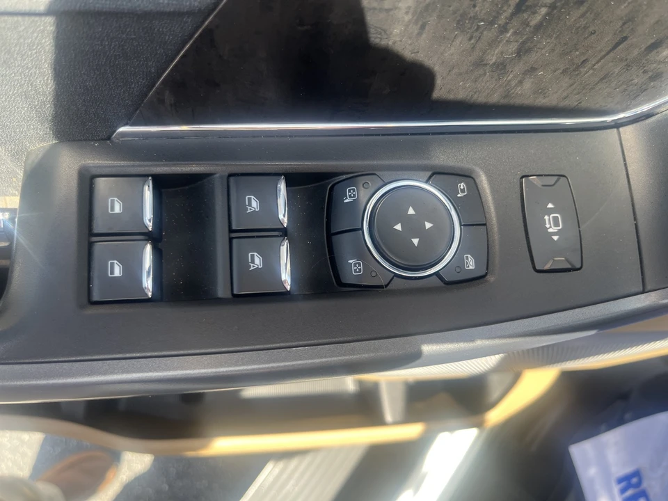 2024 Ford Super Duty 5th Gen - Image 21 of 31