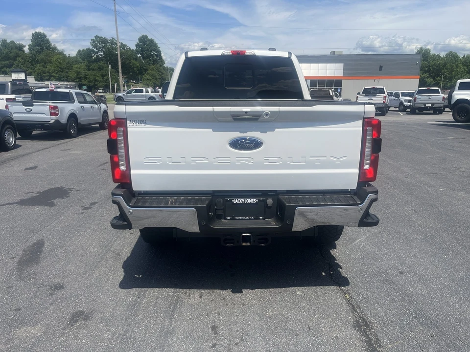 2024 Ford Super Duty 5th Gen - Image 7 of 31
