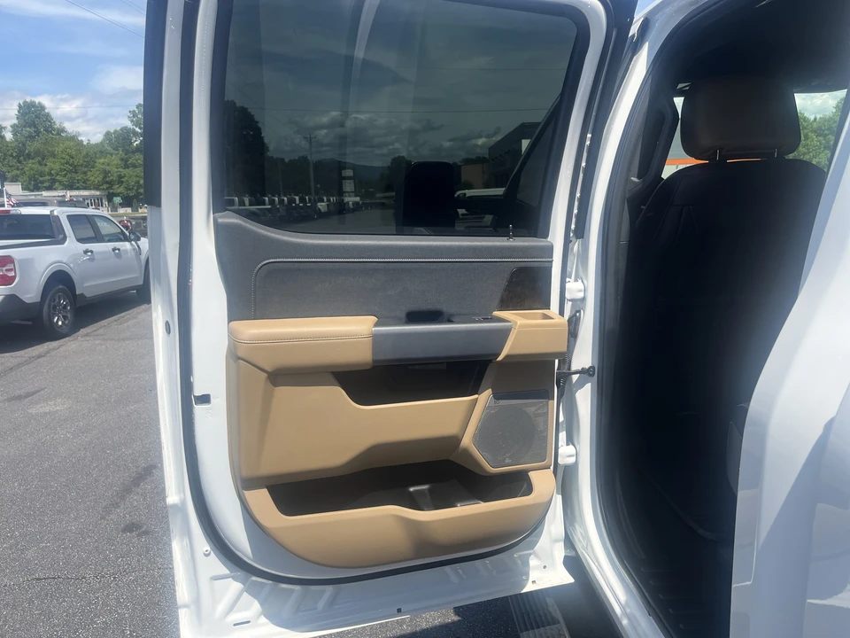 2024 Ford Super Duty 5th Gen - Image 12 of 31