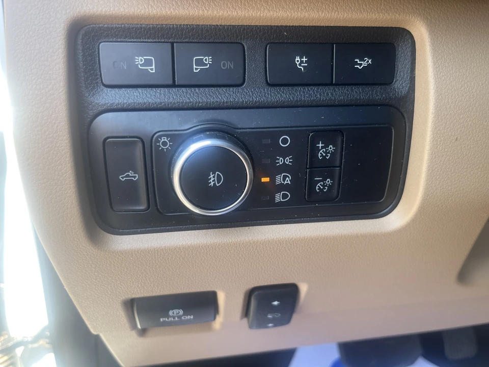 2024 Ford Super Duty 5th Gen - Image 22 of 31