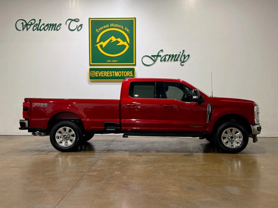 2024 Ford Super Duty 5th Gen - Image 9 of 31