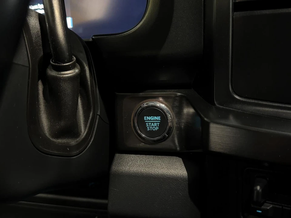 2024 Ford Super Duty 5th Gen - Image 13 of 31