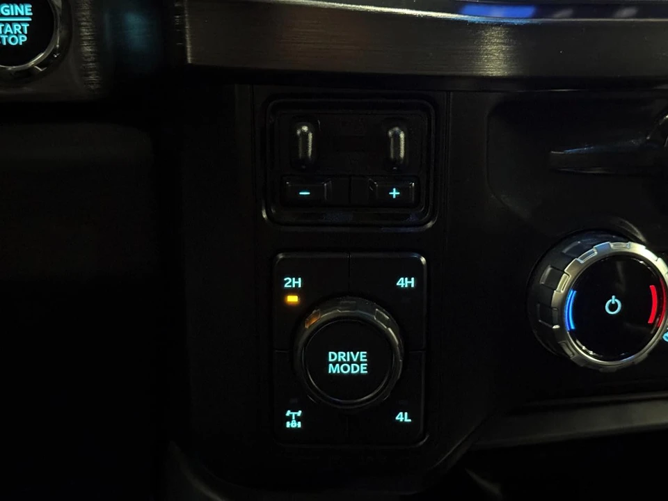 2024 Ford Super Duty 5th Gen - Image 26 of 31