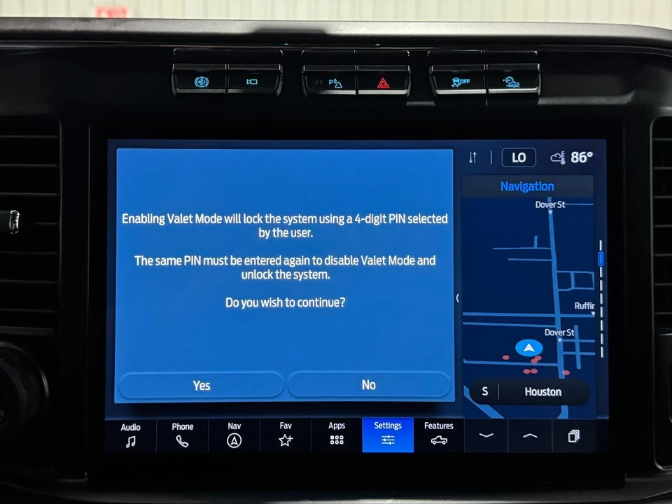 2024 Ford Super Duty 5th Gen - Image 27 of 31