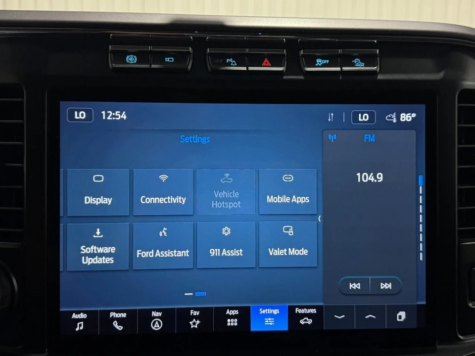 2024 Ford Super Duty 5th Gen - Image 16 of 31