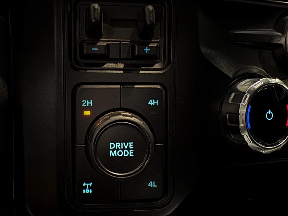 2024 Ford Super Duty 5th Gen - Image 12 of 21