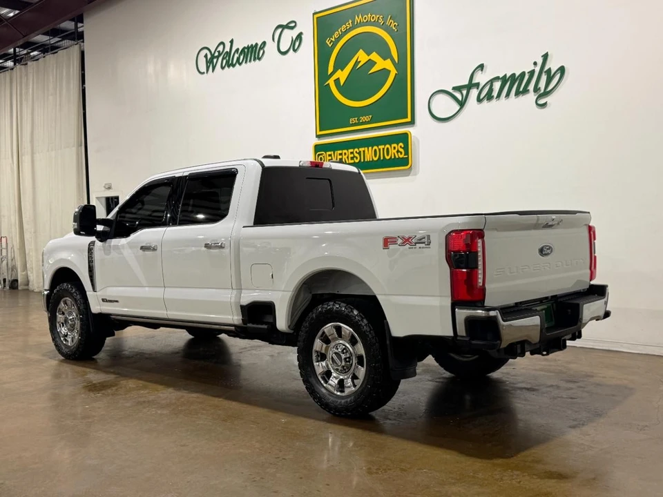 2024 Ford Super Duty 5th Gen - Image 6 of 31