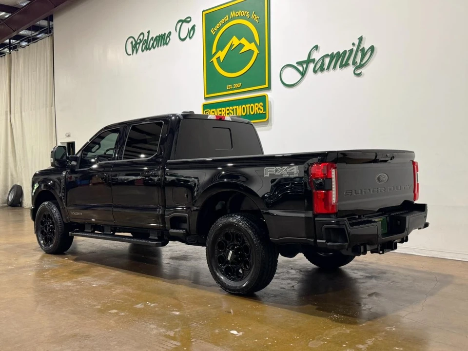 2024 Ford Super Duty 5th Gen - Image 6 of 31