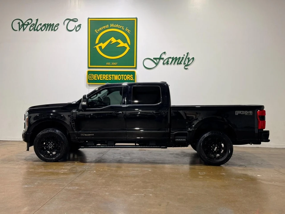 2024 Ford Super Duty 5th Gen - Image 5 of 31