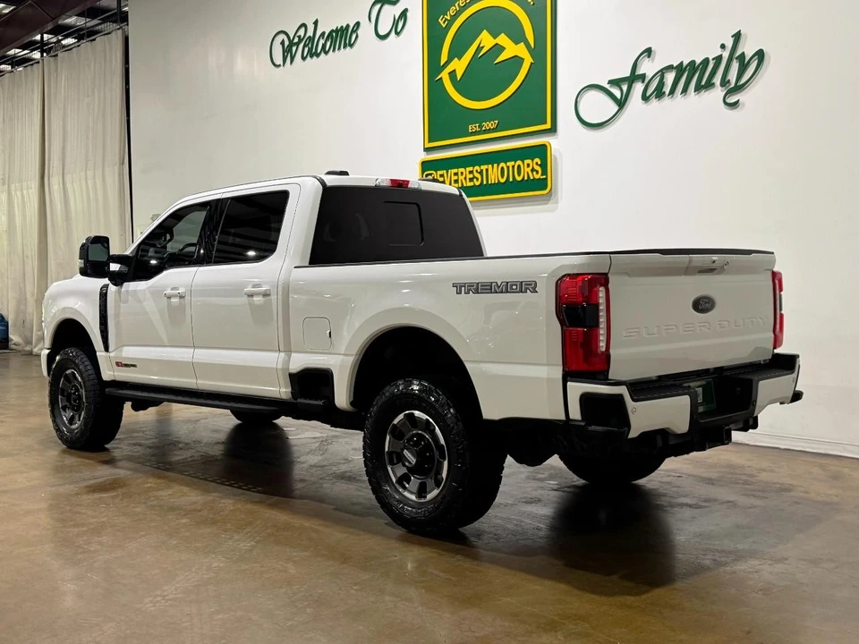 2024 Ford Super Duty 5th Gen - Image 6 of 31