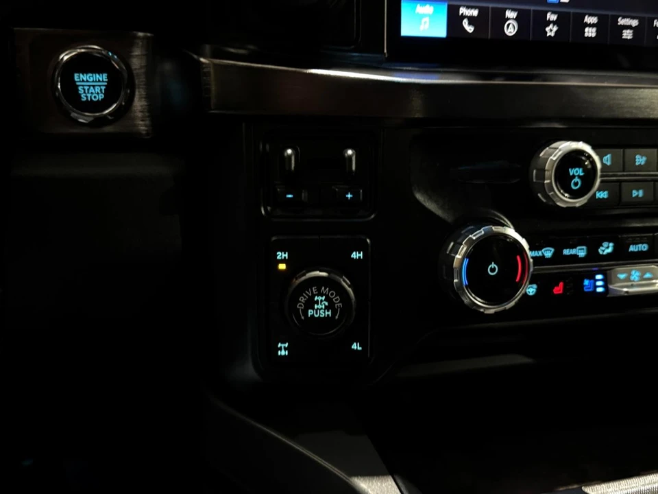 2024 Ford Super Duty 5th Gen - Image 26 of 31
