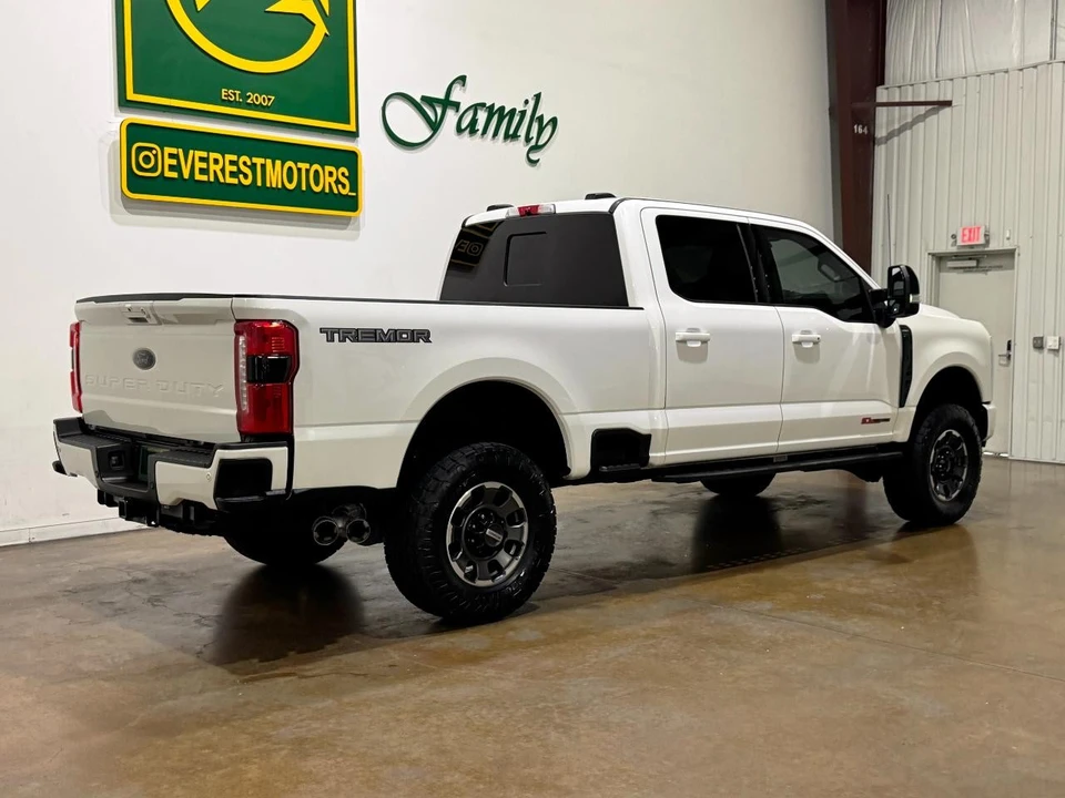 2024 Ford Super Duty 5th Gen - Image 8 of 31