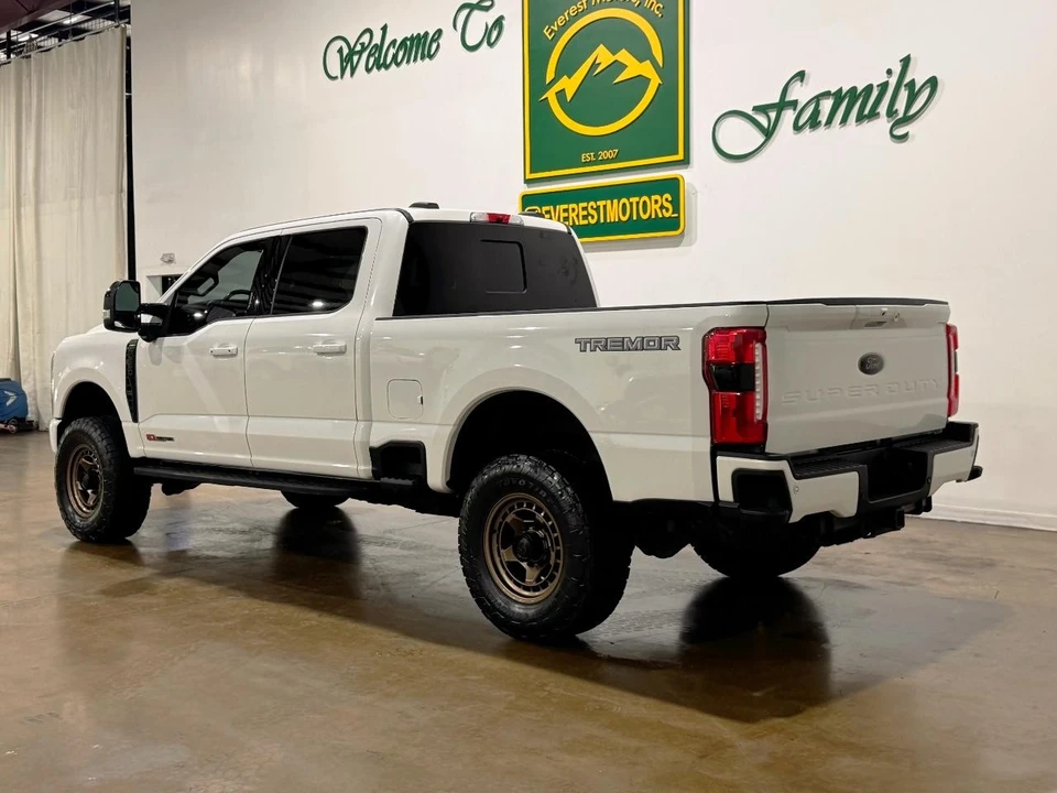 2024 Ford Super Duty 5th Gen - Image 6 of 31