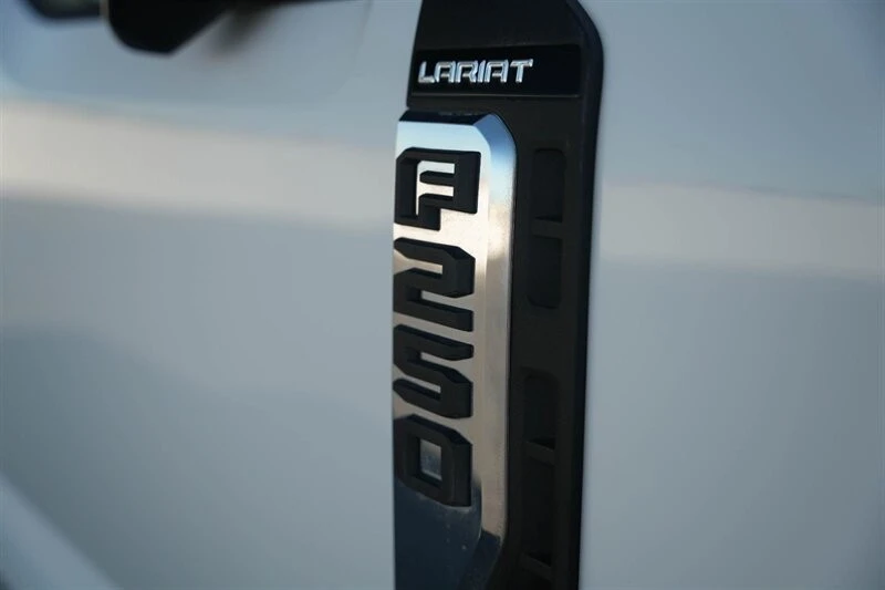 2024 Ford Super Duty 5th Gen - Image 10 of 21