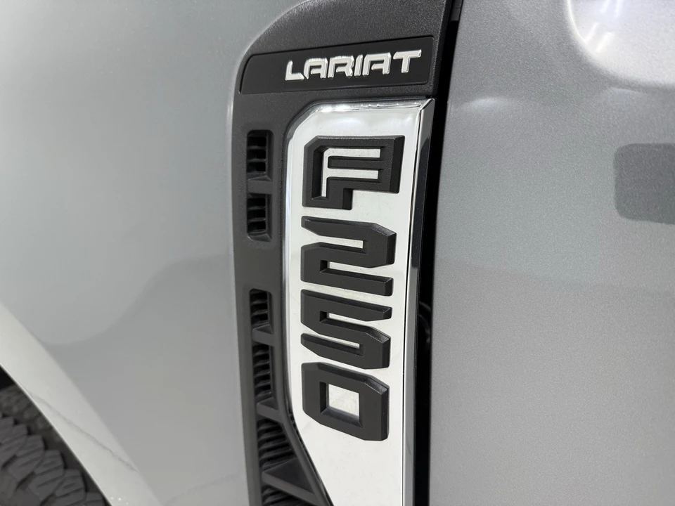 2024 Ford Super Duty 5th Gen - Image 11 of 12