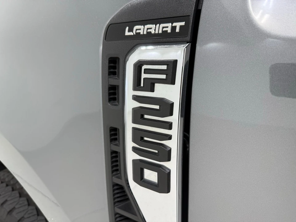 2024 Ford Super Duty 5th Gen - Image 11 of 21