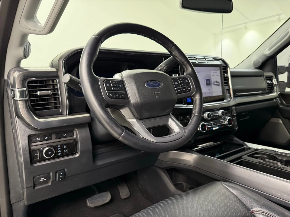 2024 Ford Super Duty 5th Gen - Image 20 of 21