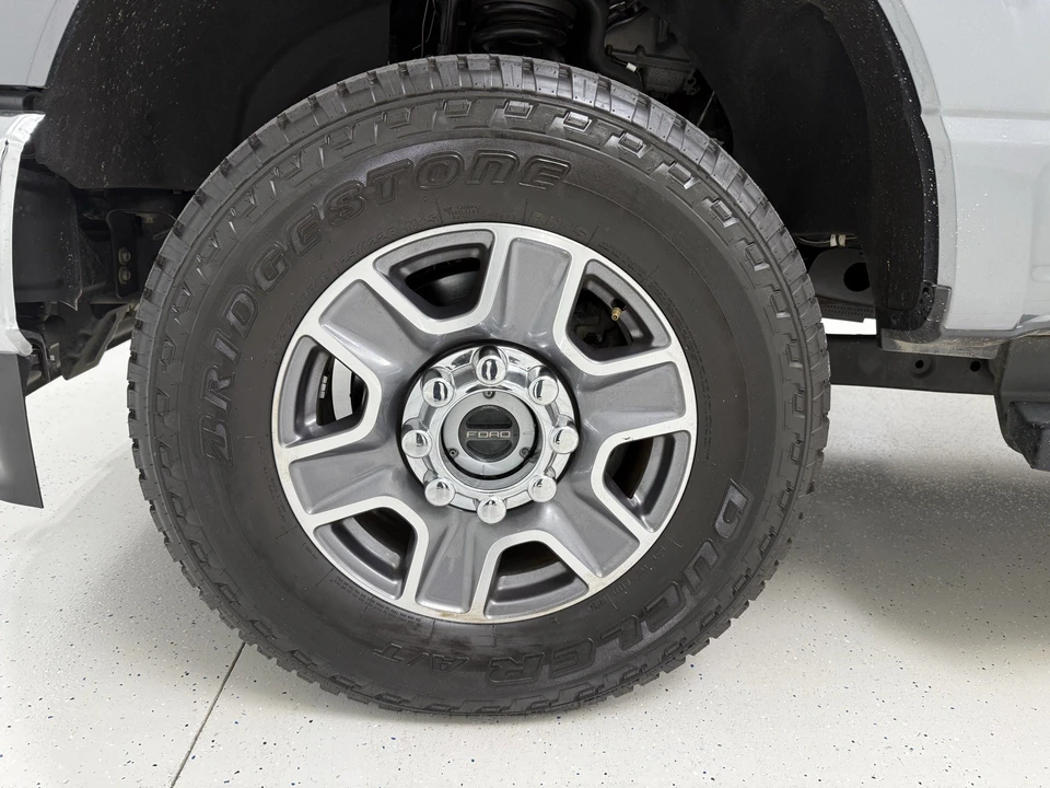2024 Ford Super Duty 5th Gen - Image 13 of 21