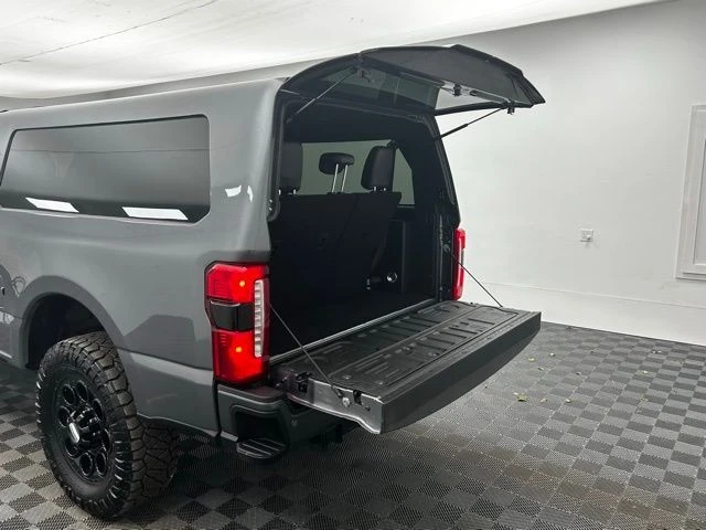 2024 Ford Super Duty 5th Gen - Image 19 of 21