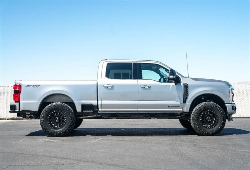 2024 Ford Super Duty 5th Gen - Image 4 of 21