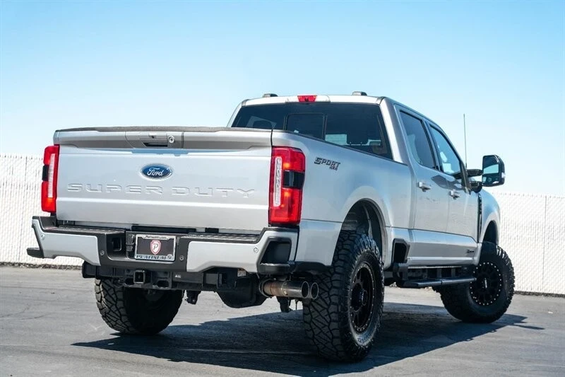 2024 Ford Super Duty 5th Gen - Image 19 of 21