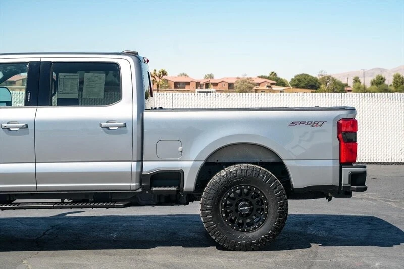 2024 Ford Super Duty 5th Gen - Image 15 of 21