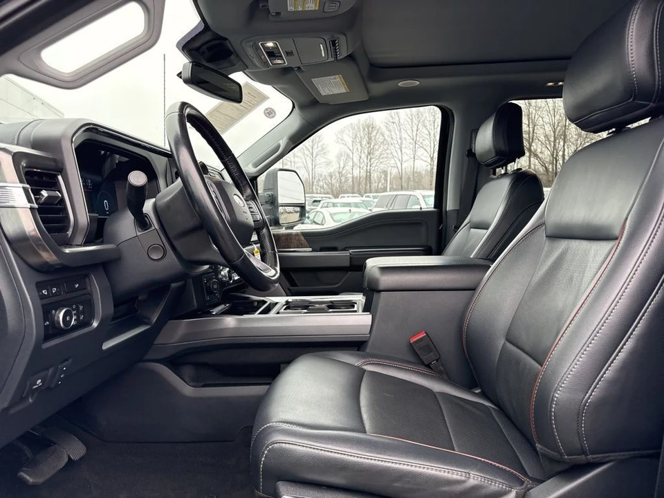 2024 Ford Super Duty 5th Gen - Image 9 of 12