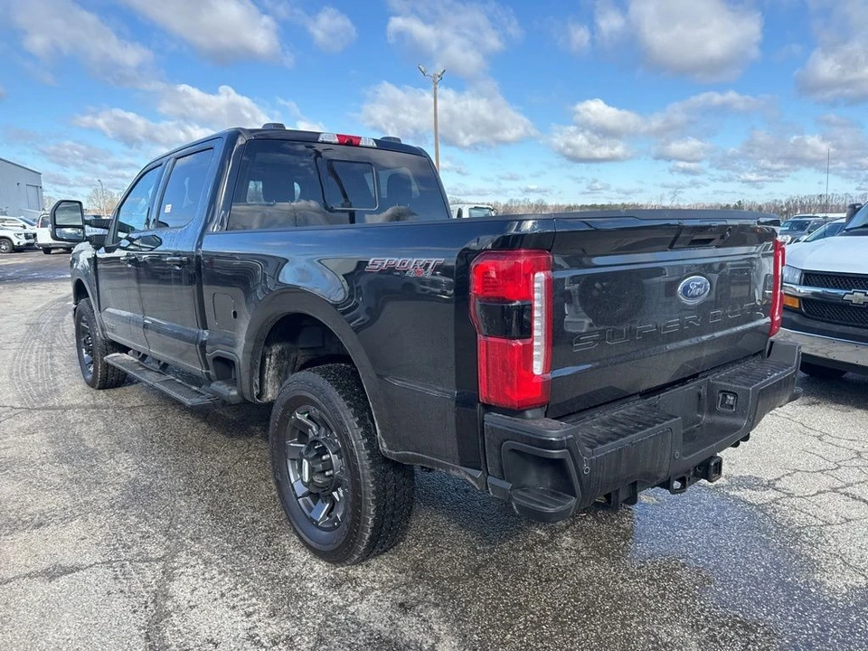 2024 Ford Super Duty 5th Gen - Image 2 of 8
