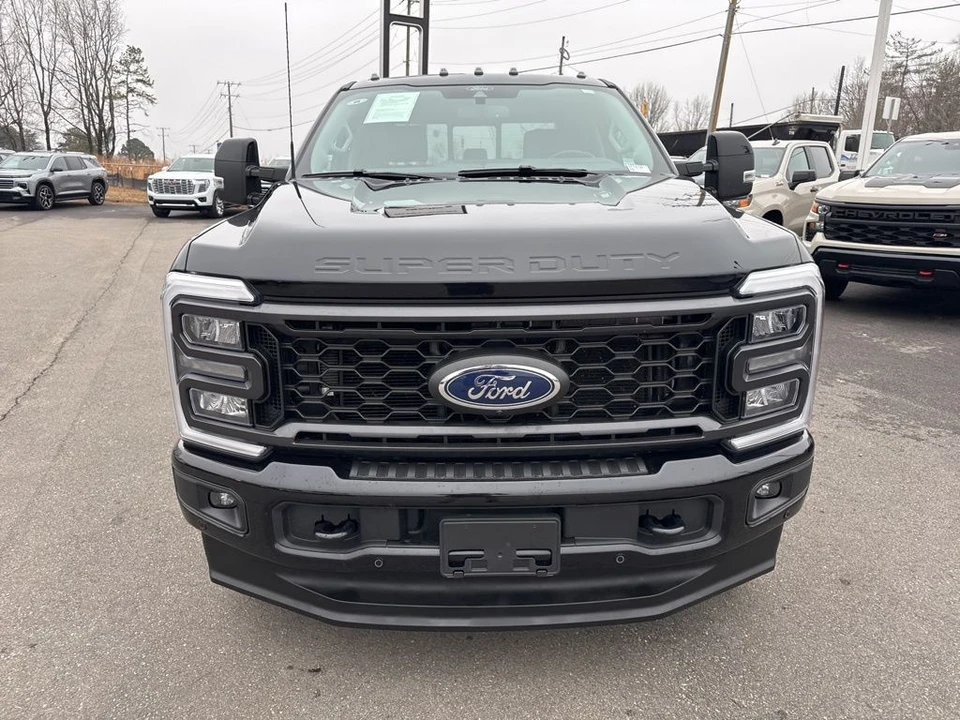 2024 Ford Super Duty 5th Gen - Image 8 of 31