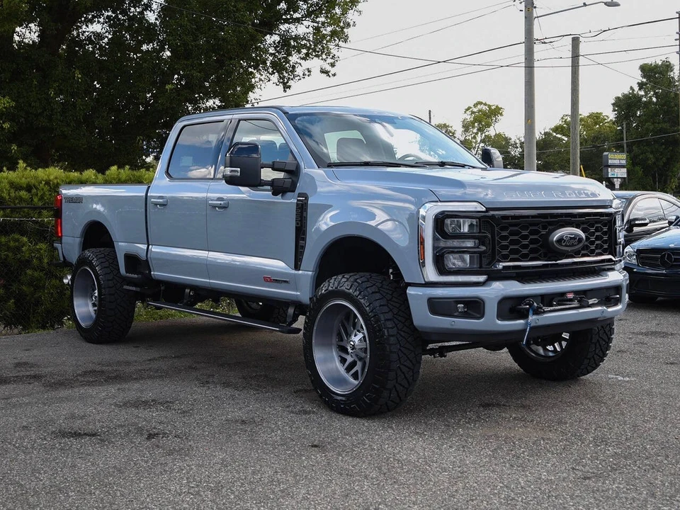 2024 Ford Super Duty 5th Gen - Image 5 of 19