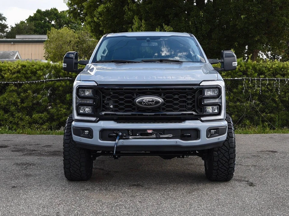 2024 Ford Super Duty 5th Gen - Image 4 of 19