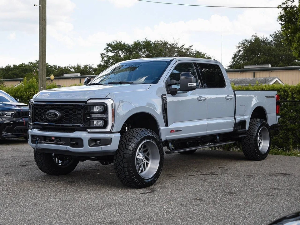 2024 Ford Super Duty 5th Gen - Image 3 of 19